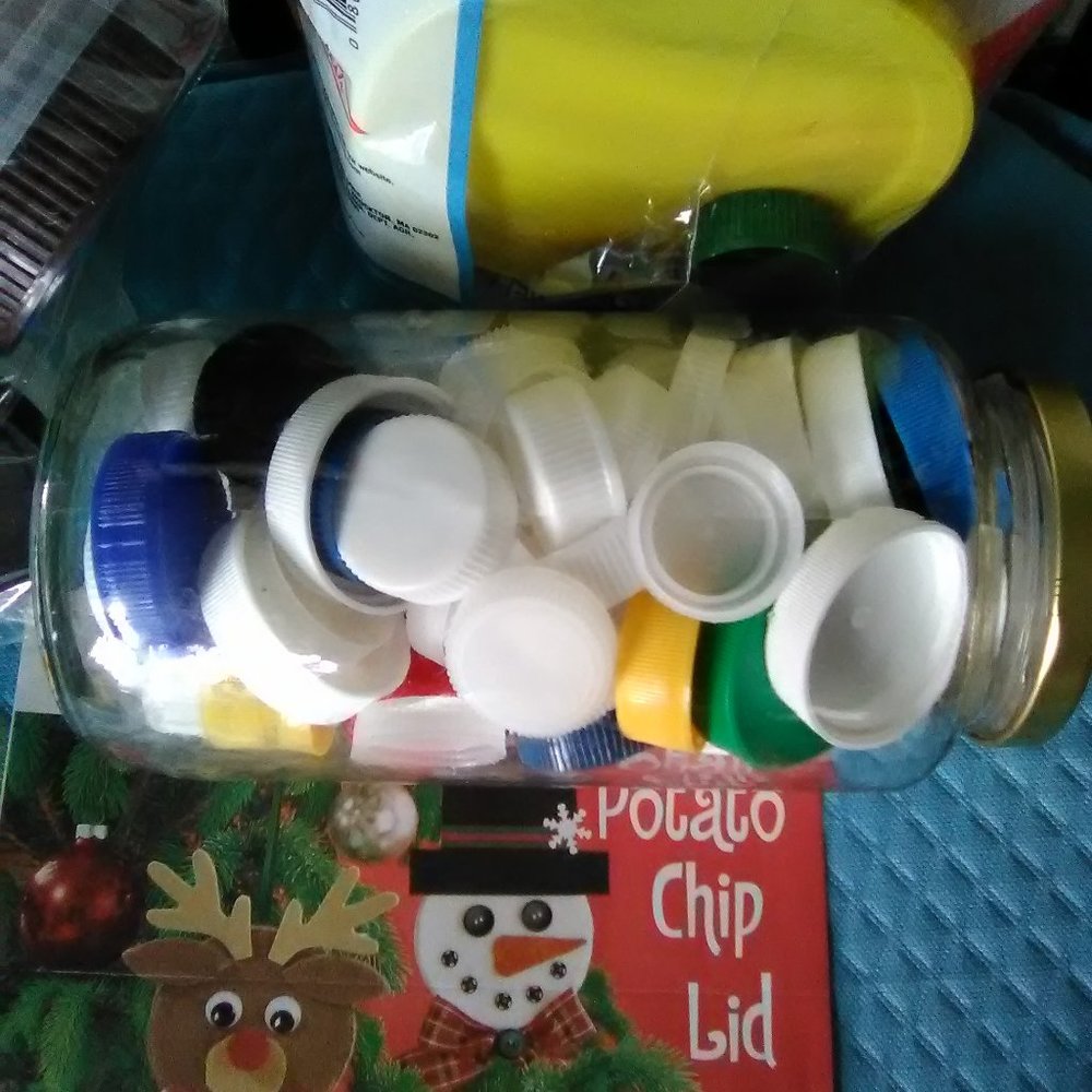 Plastic Caps & Lids - Picture 3 of 5